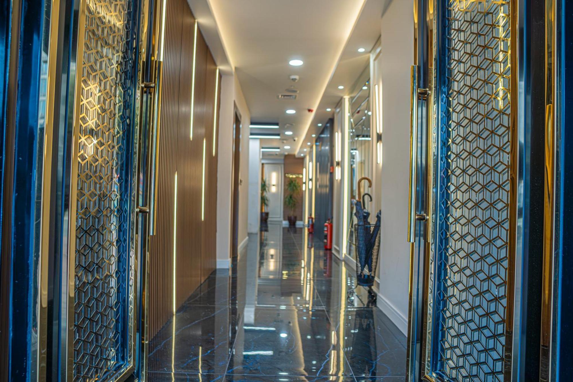 Istanbul Midpoint Hotel Exterior photo