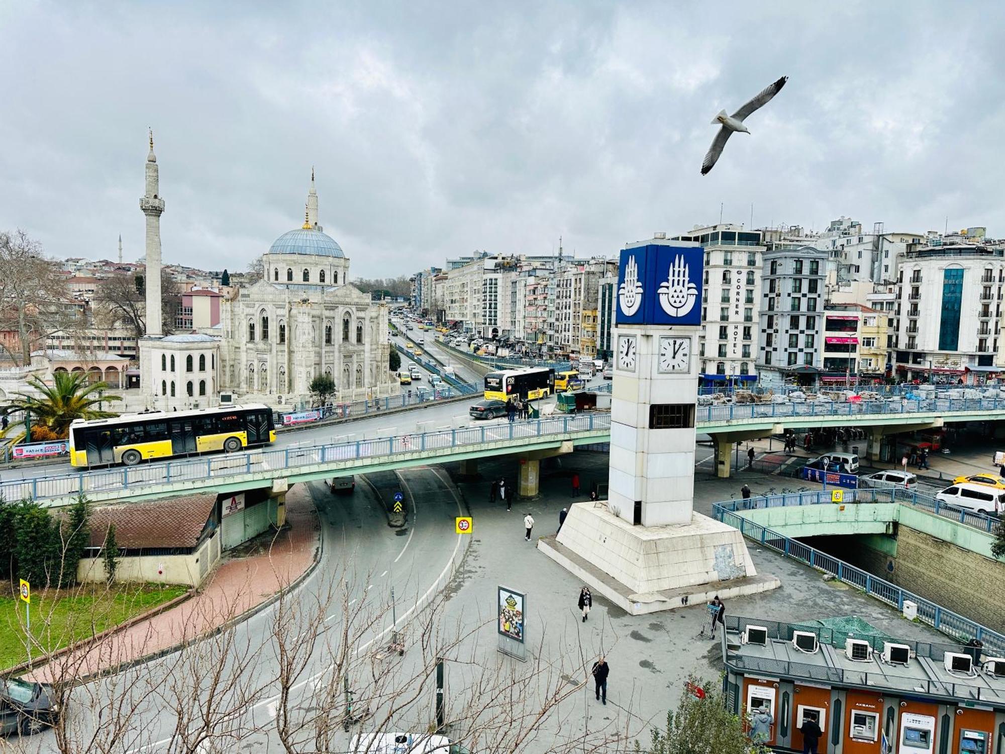 Istanbul Midpoint Hotel Exterior photo