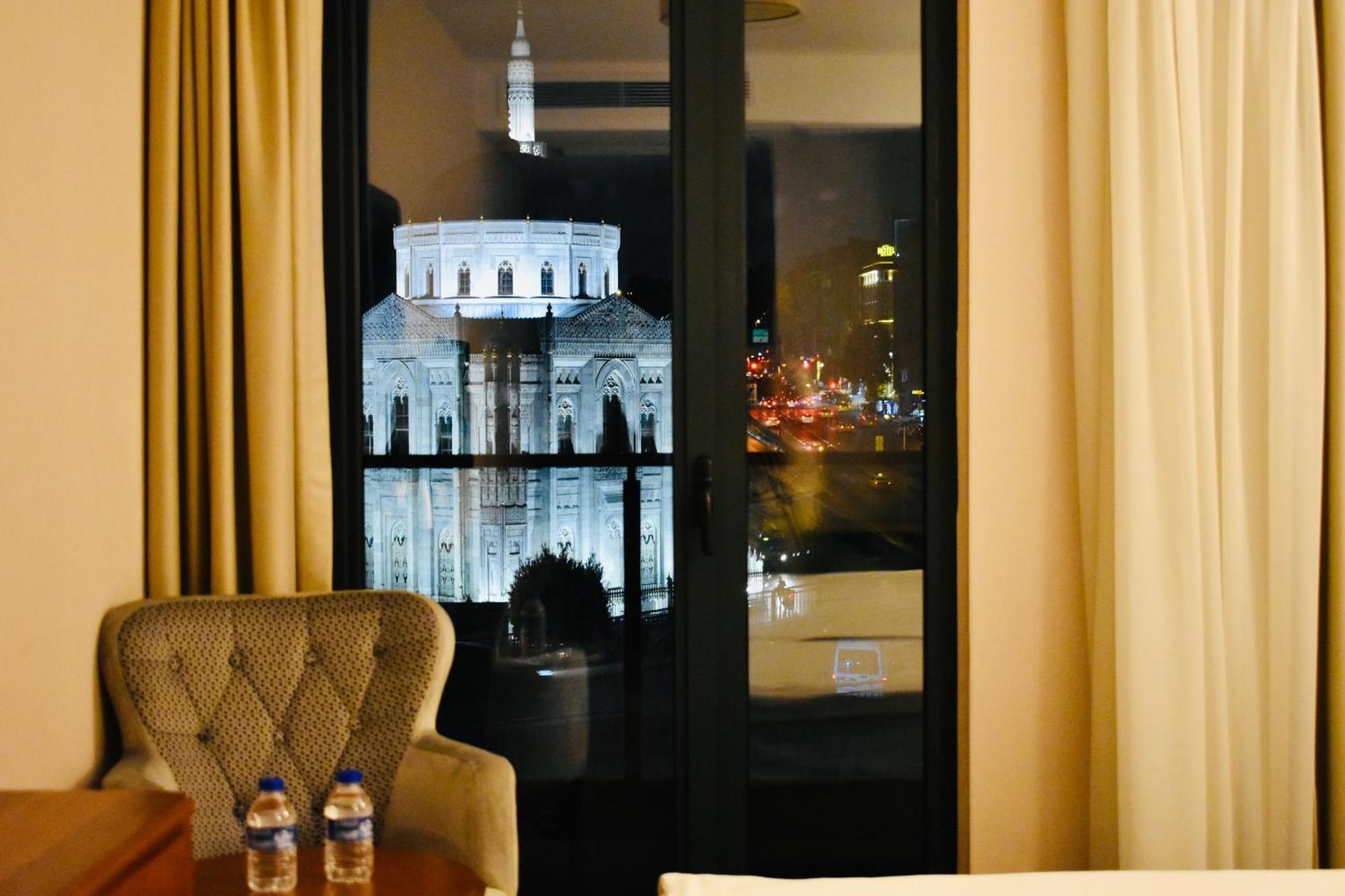 Istanbul Midpoint Hotel Exterior photo