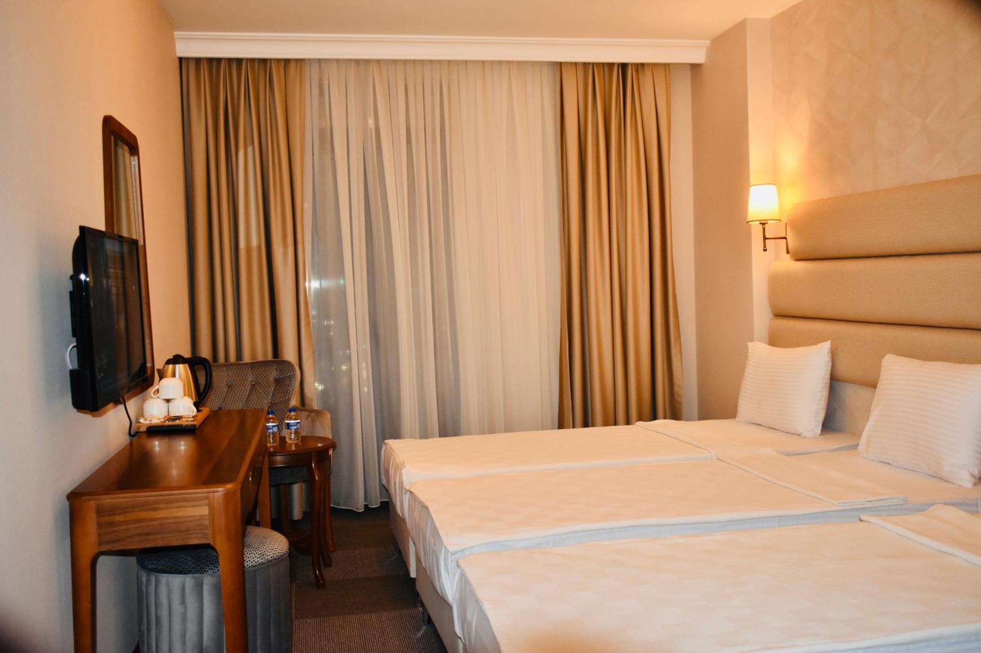 Istanbul Midpoint Hotel Exterior photo